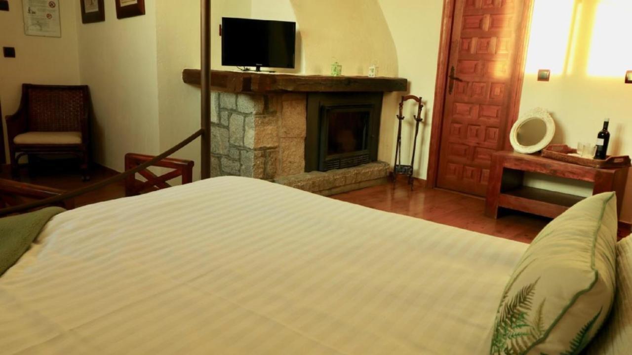 Casona De Navalmedio Hotel Cercedilla Exterior photo